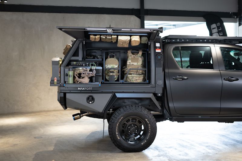 Hilux Jadi Mobil Militer