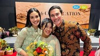 Vino G Bastian Bangga Putri Raih Medali di Olimpiade Matematika Singapura