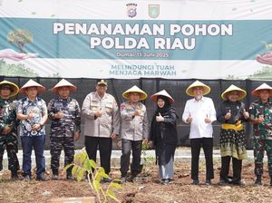 Kapolda Riau Tanam 79 Pohon di Dumai Sambut Hari Ulang Tahun Bhayangkara