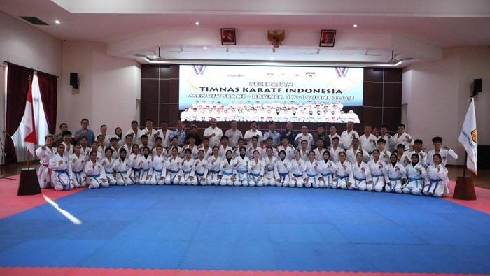 Timnas Karateka yang dikirim ke Brunei Darussalam itu terdiri dari kategori Kadet, Junior, dan U-21. Mereka sudah menjalani acara pelepasan di Sekolah Komando Kesatuan Angkatan Udara (Sekkau), Halim, Jakarta Timur, Jumat (13/6/2025).