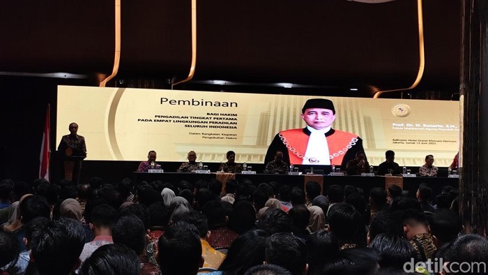 Ketua Mahkamah Agung (MA) Sunarto