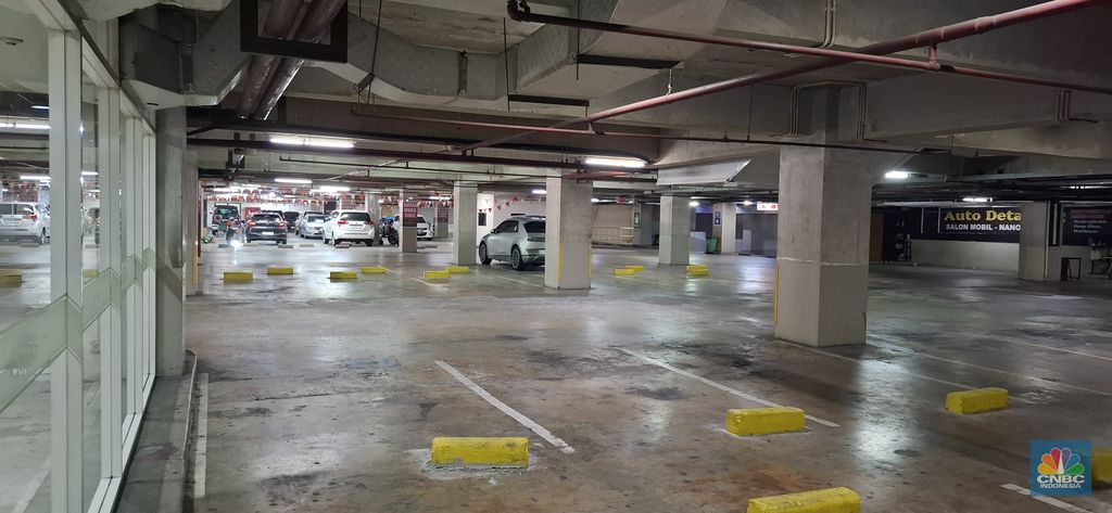 Kondisi Terkini Mall Kekinian di Cinere, Jumat (13/6/2025). (CNBC Indonesia/Chandra Dwi Pranata)