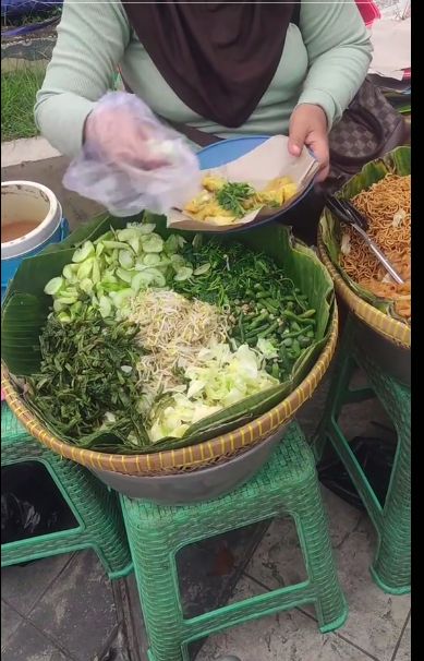 Kuliner enak di CFD Depok