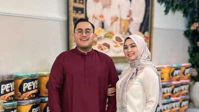 8 Gaya Hijab Lala Nurlela, Kakak Ipar Syahrini yang Dijodohkan dengan Nassar