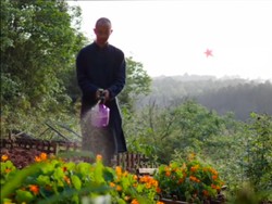 Kisah Pria Menolak untuk Kerja dan Menikah, Memilih Tinggal Sendiri di Gua