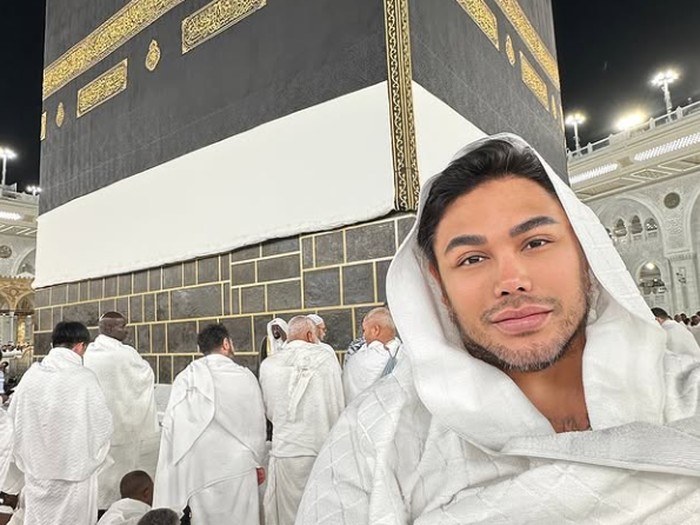 Momen Ivan Gunawan saat menjalani ibadah haji.