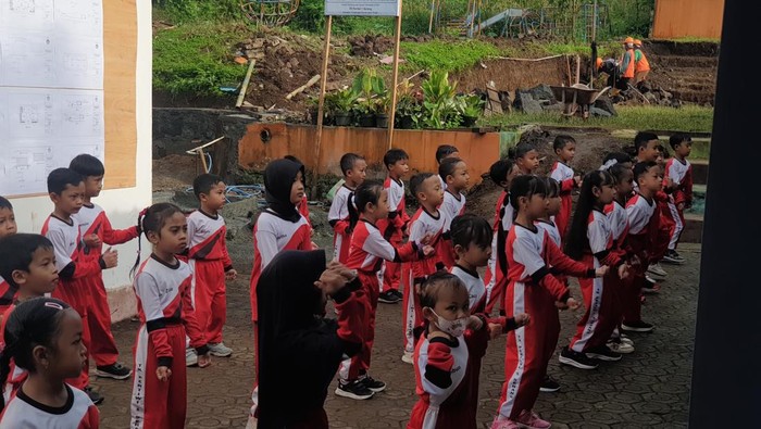 Progres program Revitaliasi Sekolah Kemendikdasmen di Purbalingga Jawa Tengah. Progres program Revitaliasi Sekolah Kemendikdasmen di Purbalingga Jawa Tengah.