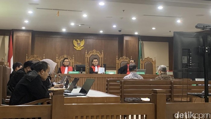 Sidang kasus impor gula Kemandag