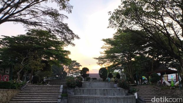 Taman Cirendang Kuningan