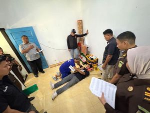 Tersangka Mutilasi yang Goreng-Makan Daging Korban Dibawa ke RS Jiwa