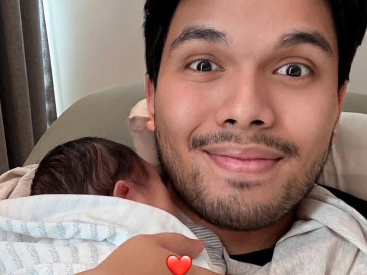 Super mommy uchun kunnilingus berdi