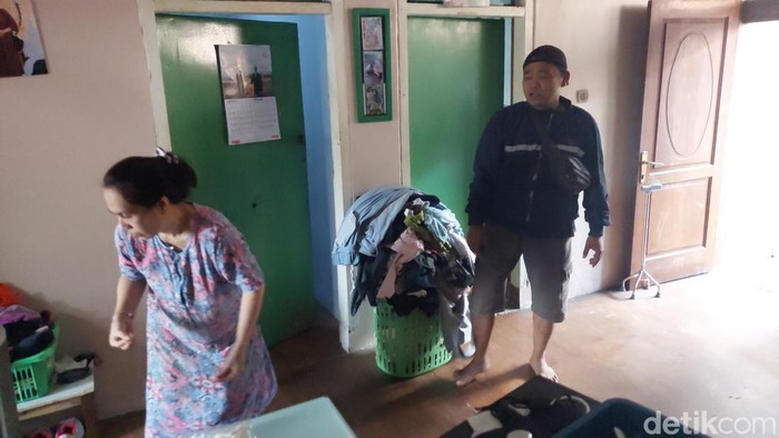 TKP penusukan mahasiswi di Cimahi