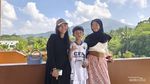 Berenang dan Main Labirin di Resort dengan Pemandangan 2 Gunung