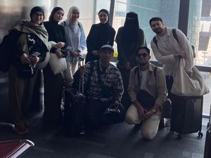 Zaskia Adya Mecca-Ratna Galih Bakal Jalan 50 Km dari Kairo ke Rafah untuk Gaza