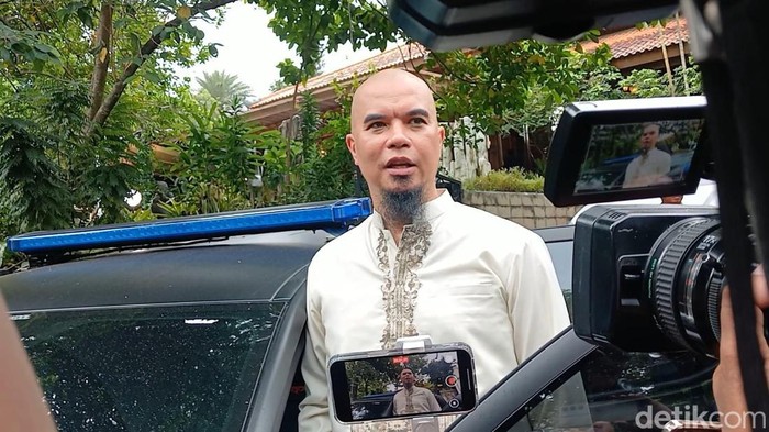 Ahmad Dhani Buat Video Pembelaan karena Mulan Terus Difitnah