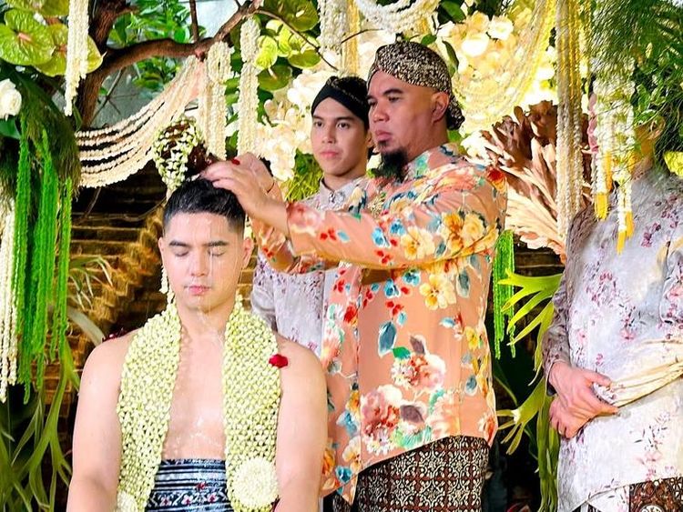 Siraman Al Ghazali: Semua Keluarga Kumpul, Penuh Haru