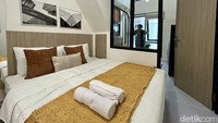 Lalu, rumah double dengan dua kamar luas bangunannya 23,4 meter persegi. 