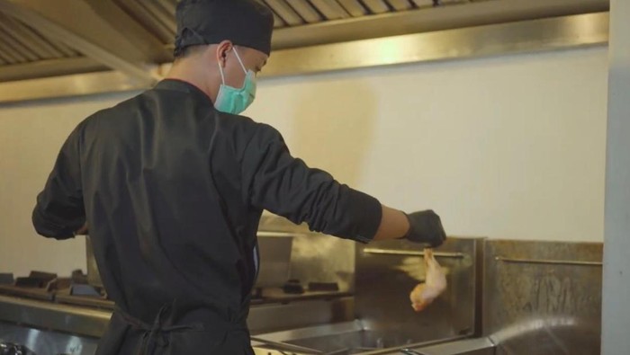 Dapur di Lapas Sukamiskin jadi tempat memasak makanan program makan bergizi gratis.