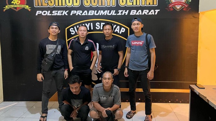 Dua pelaku penggelapan mobil ditangkap polisi
