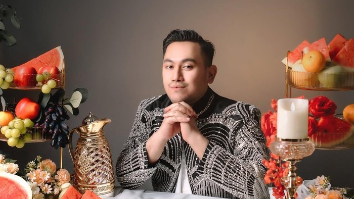 Keseruan King Nassar Jualan Donat hingga Makan Nasi Kebuli