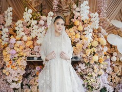 Wedding Inspo: Dekorasi Pengajian Alyssa Daguise Jelang Nikah, Nuansa Pastel