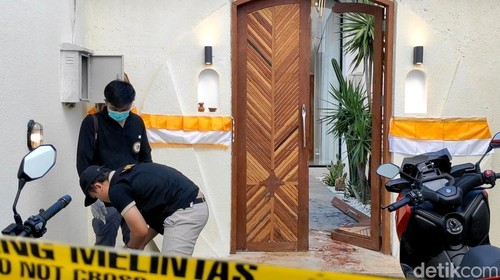 Polisi melakukan olah TKP di vila lokasi penembakan dua WN Australia di Badung, Bali, Sabtu (14/6/2025).