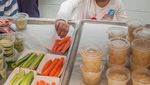 Remaja Ini Ungkap Menu Makan Siang Gratis Ala Kadarnya di Amerika