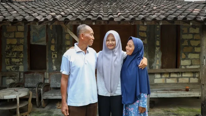 Rofiah dan kedua orang tua