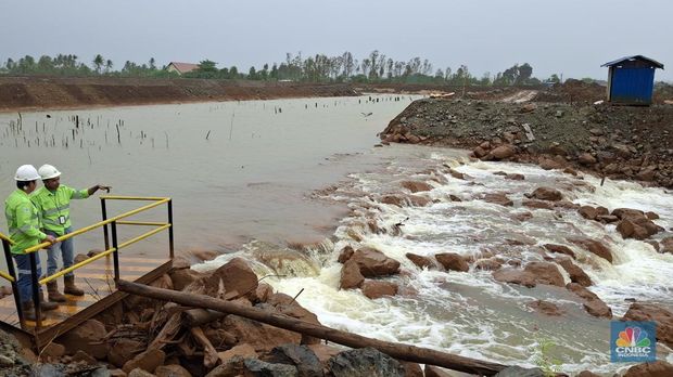 Sedimen Pound milik Harita Nikel di Obi, Halmahera Selatan. (CNBC Indonesia/Pratama Guitarra)