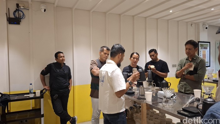 Seru! Belajar Mengulik Kopi Bareng Indonesia Coffee Academy