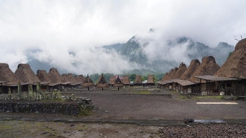 Suasana Kampung Adat Gurusina di Ngada, NTT.