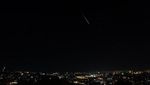 Kilatan Rudal di Langit Malam Tel Aviv Saat Iran Balas Israel