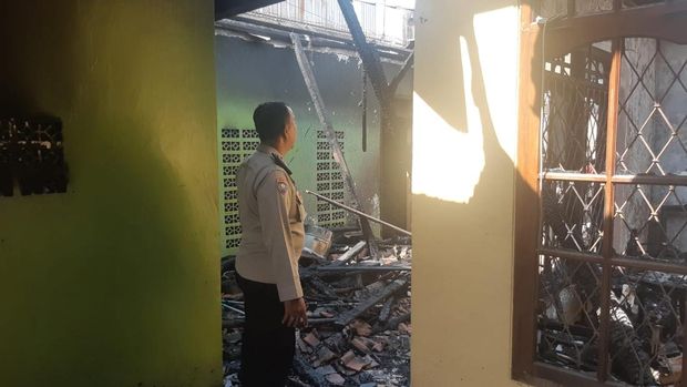 Warkop di Bogor Ludes Terbakar