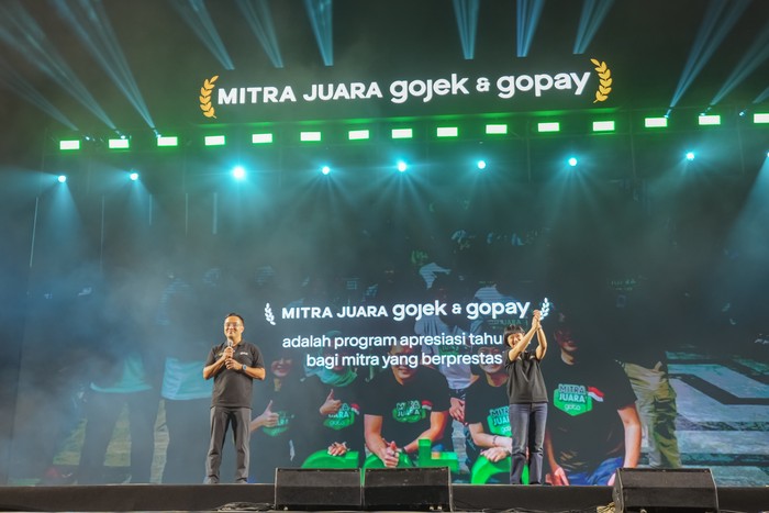 Direktur Utama PT GoTo Gojek Tokopedia Tbk (GOTO) Patrick Walujo memberikan pesan tegas kepada para mitra pengemudi Gojek, mitra usaha GoFood, dan mitra merchant GoFood dalam acara penghargaan tahunan Mitra Juara Gojek dan Gopay (MJG) 2025.