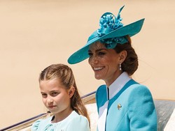 Gaya Kompak Kate Middleton dan Putri Charlotte di Trooping the Colour 2025
