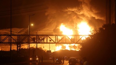 Api Menggulung Teheran, Depot Minyak Shahran Dilalap Usai Serangan Israel