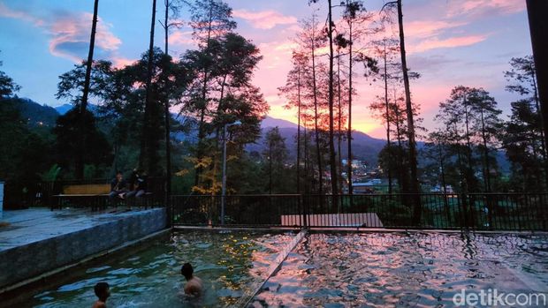 Jacuzzi
