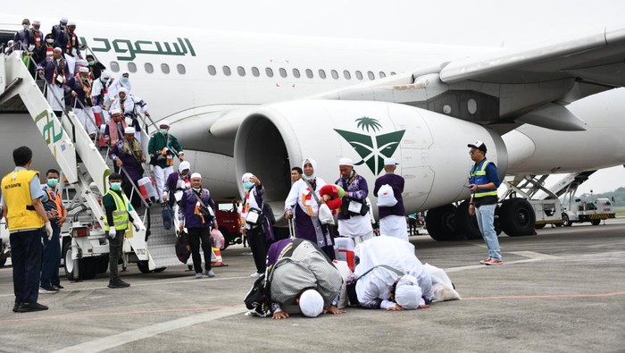 Jemaah haji kloter 2 Embarkasi Palembang tiba di tanah air