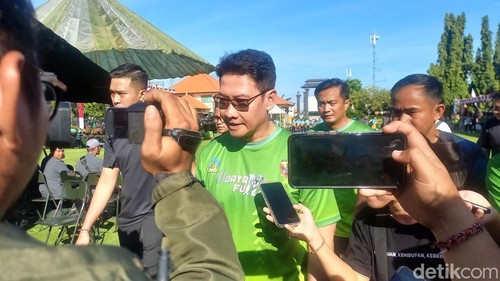 Kapolda Bali Irjen Daniel Adityajaya saat diwawancarai di Buleleng, Minggu  (15/6/2025).