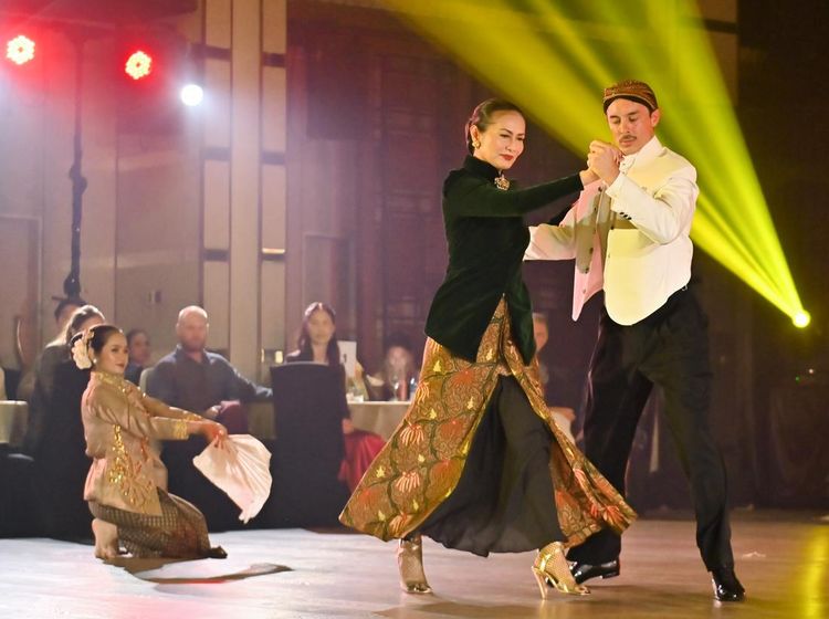Langkah Tango di Pulau Dewata, Bikin Penonton Terpukau!