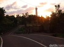 Menikmati Sunrise dari Mercusuar Gili Selang di Ujung Timur Bali