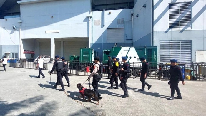 Polisi sterilisasi ICE BSD. (Dok. ist)