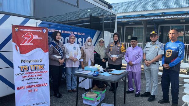 Polres Kampar menggelar bakti sosial hingga pelayanan SIM