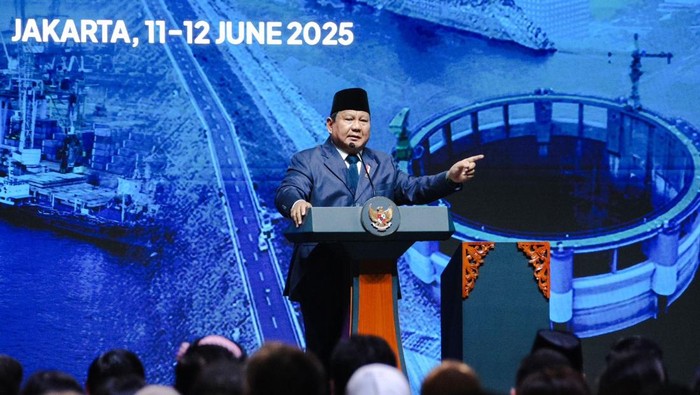 Presiden Republik Indonesia Prabowo Subianto saat penutupan International Conference on Infrastructure (ICI) 2025 di Jakarta.