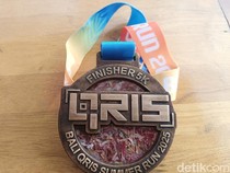 Medali QRIS Summer Run Terbuat dari Limbah Uang, Raih Rekor MURI