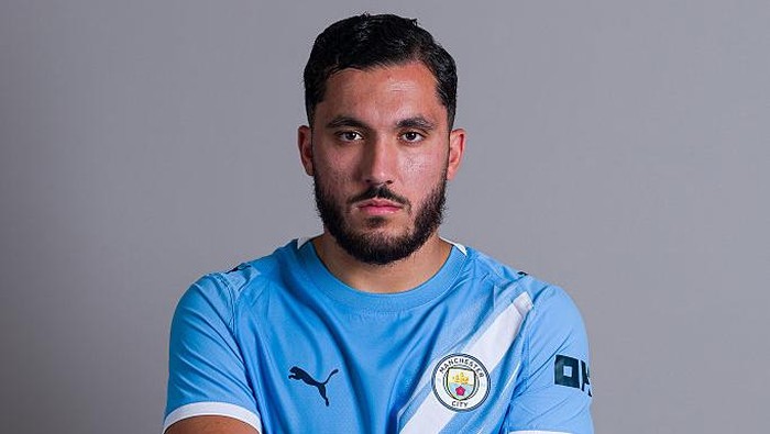 Gemasnya Pep Guardiola ke Cherki: Kadang Dimanja, Kadang Dimarahi