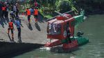 Serunya Akhir Pekan! Anak-Anak Naik Helikopter Air di BKT