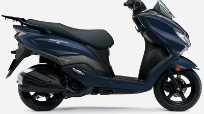 Pilihan Warna Baru Suzuki Burgman Street 125 EX yang Makin Sporty