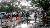 Dirlantas Polda Metro Jaya Kombes Latif Usman mengatakan kecelakaan tersebut biasanya diawali oleh pelanggaran lalu lintas. Dia merasa prihatin terkait fatalitas dalam angka kecelakaan itu.