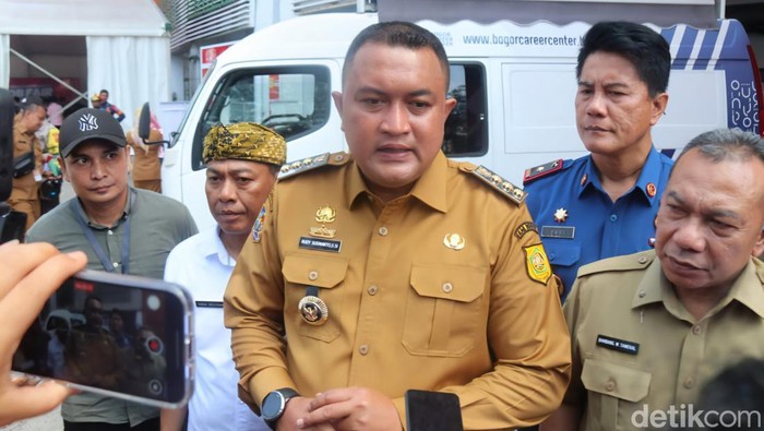 Bupati Rudy Buka 1.824 Lowongan di Job Fair HJB Bogor, Pencari Kerja Serbu Pakansari